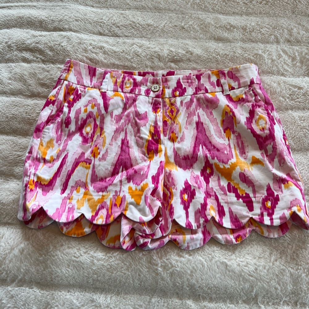 Crown & Ivy Shorts